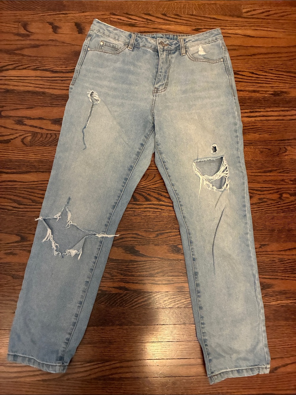 Vero Moda Light Blue Distressed Relaxed Jeans